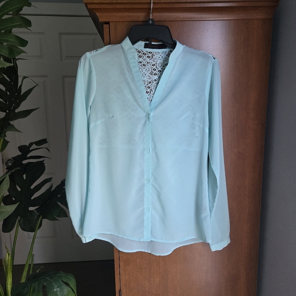 The Limited Women's Blouse with Lace Detail - Mint Green